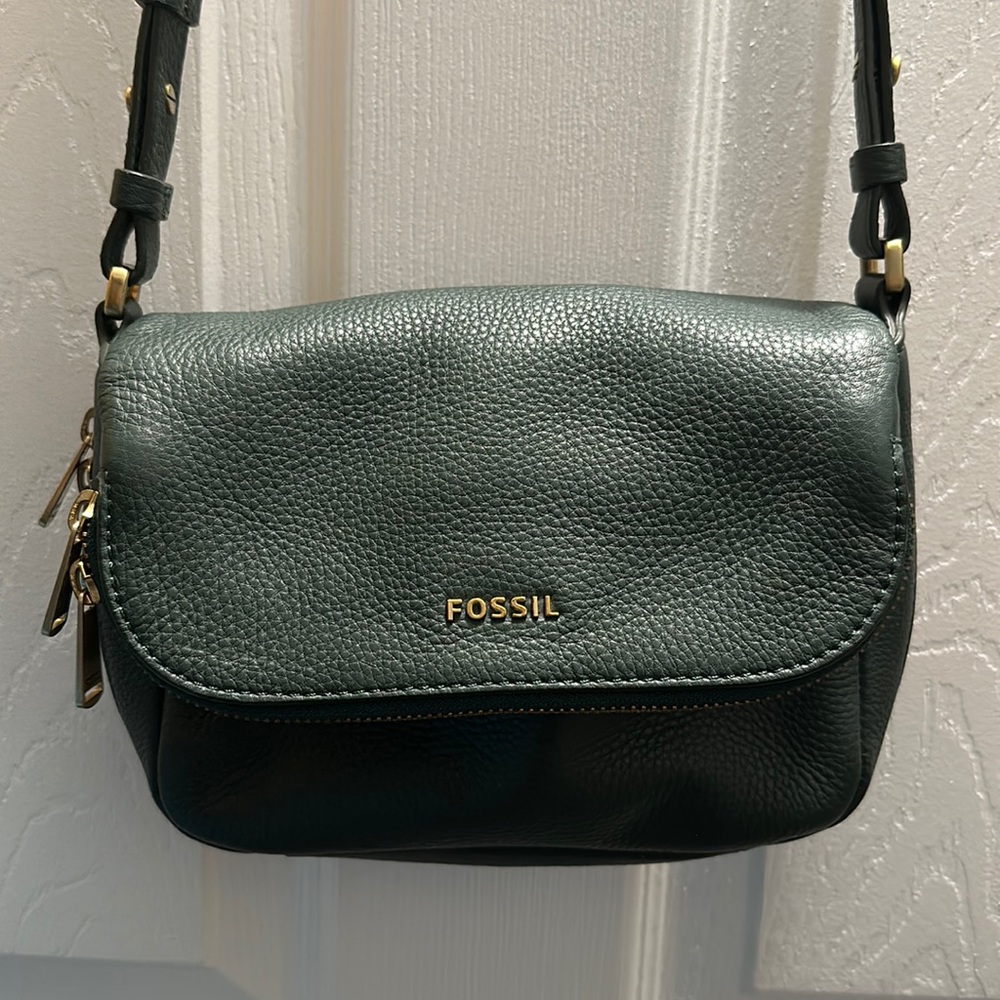 Green Fossil crossbody!